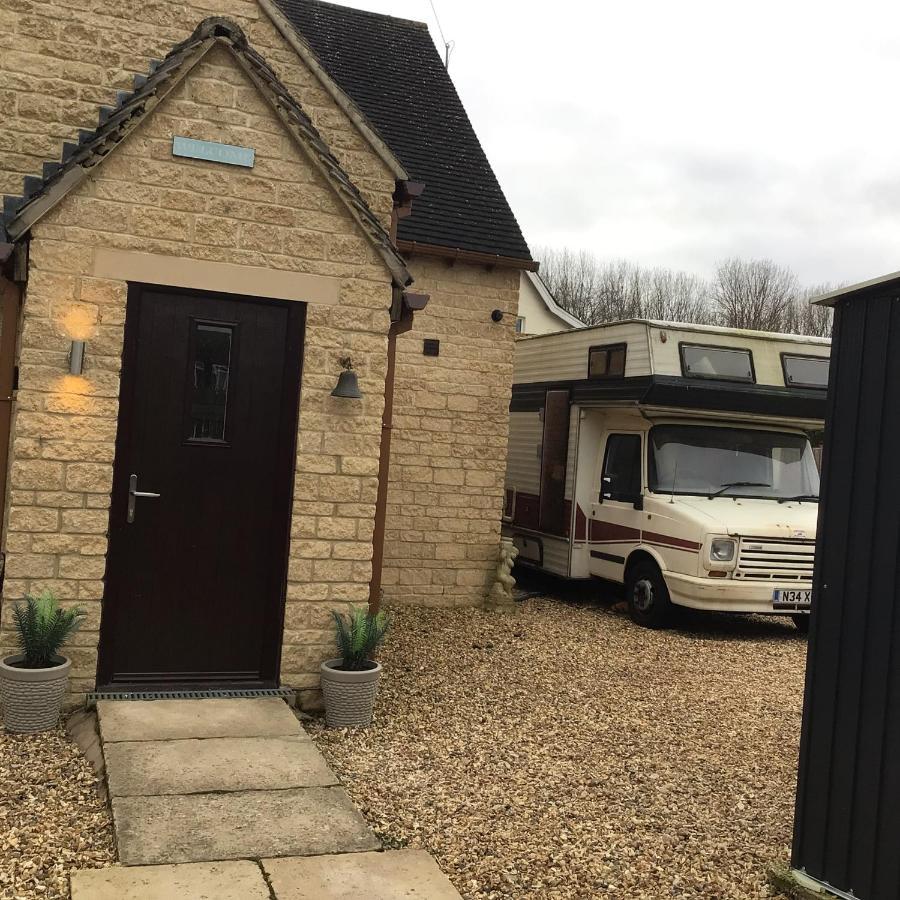 Mavis In The Cotswolds Hotel Bourton-on-the-Water Exterior photo
